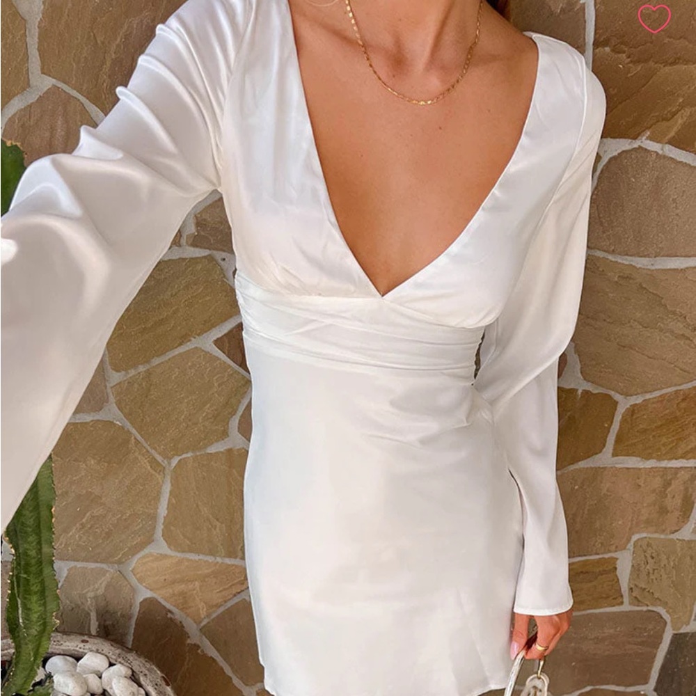 ONLY WORN ONCE Elegant White Long Sleeve Dress